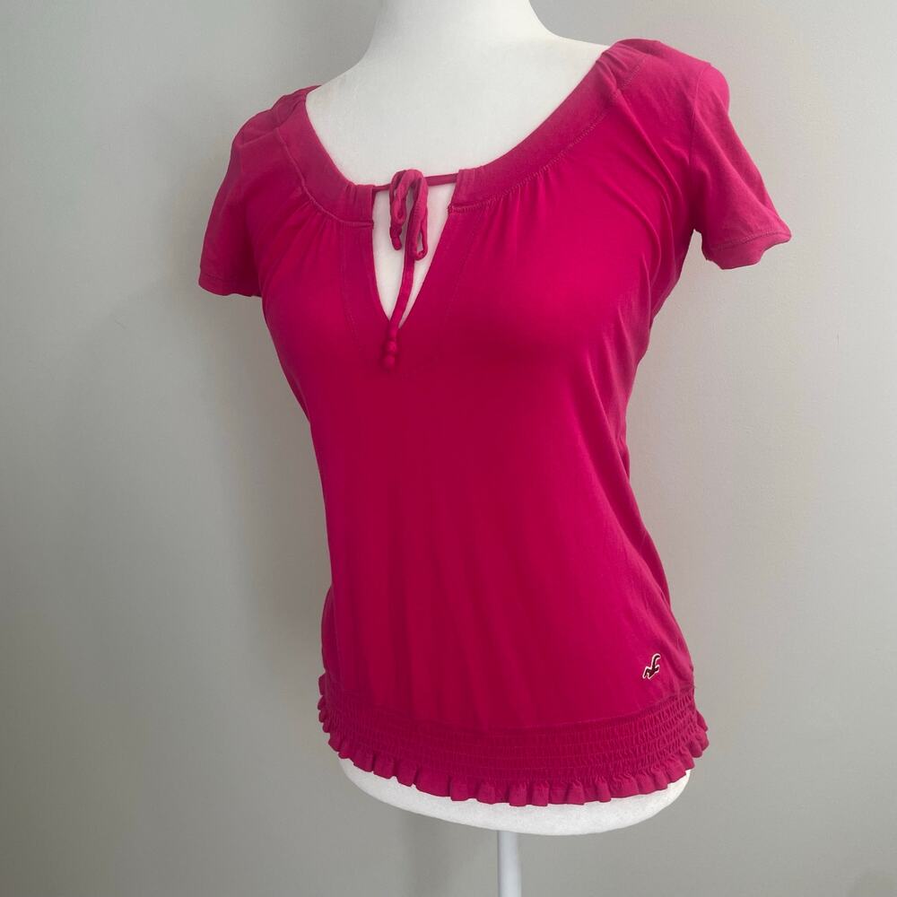 Hollister Y2k  Pink Tie Front Babydoll Top Ruffle Smocked Waist Size XS Coquette
